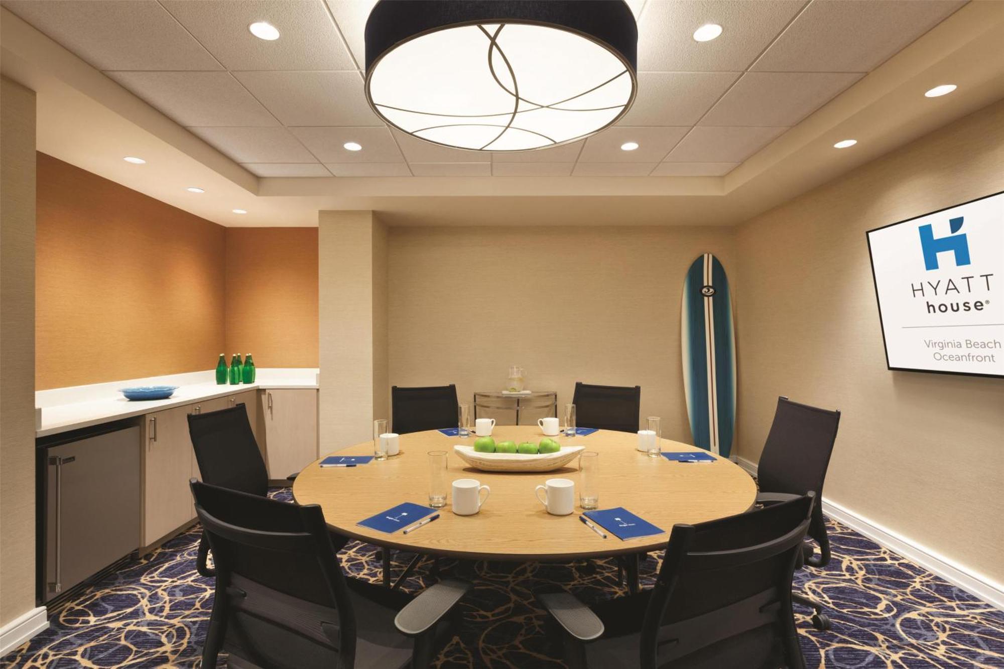 Hyatt House Virginia Beach / Oceanfront Экстерьер фото
